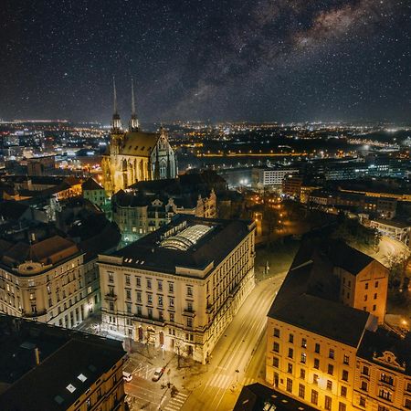 Grand Palace Brno Bagian luar foto