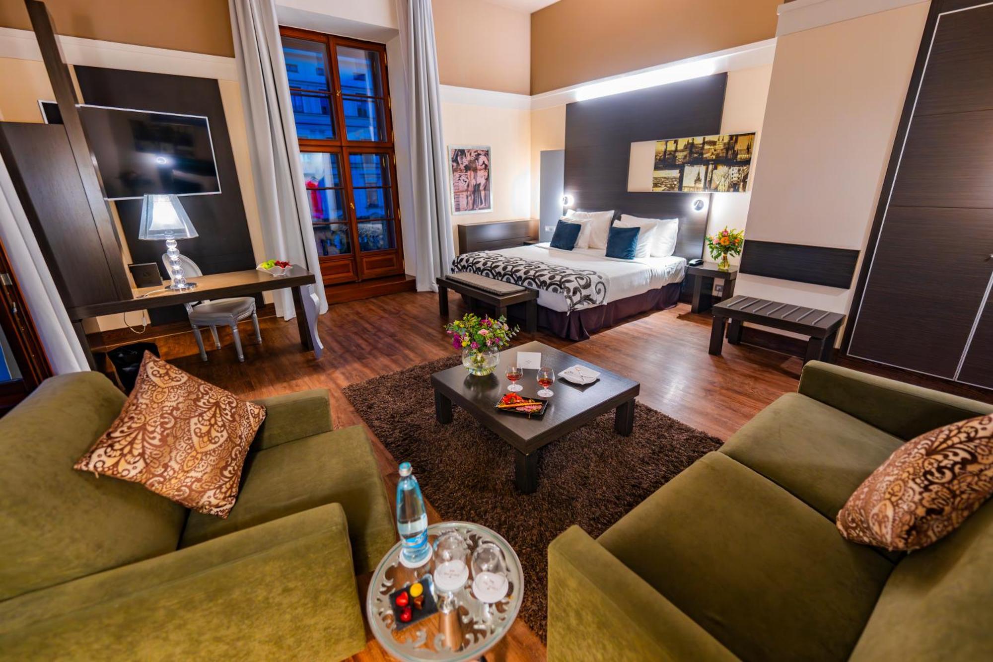 Grand Palace Brno Ruang foto Suite