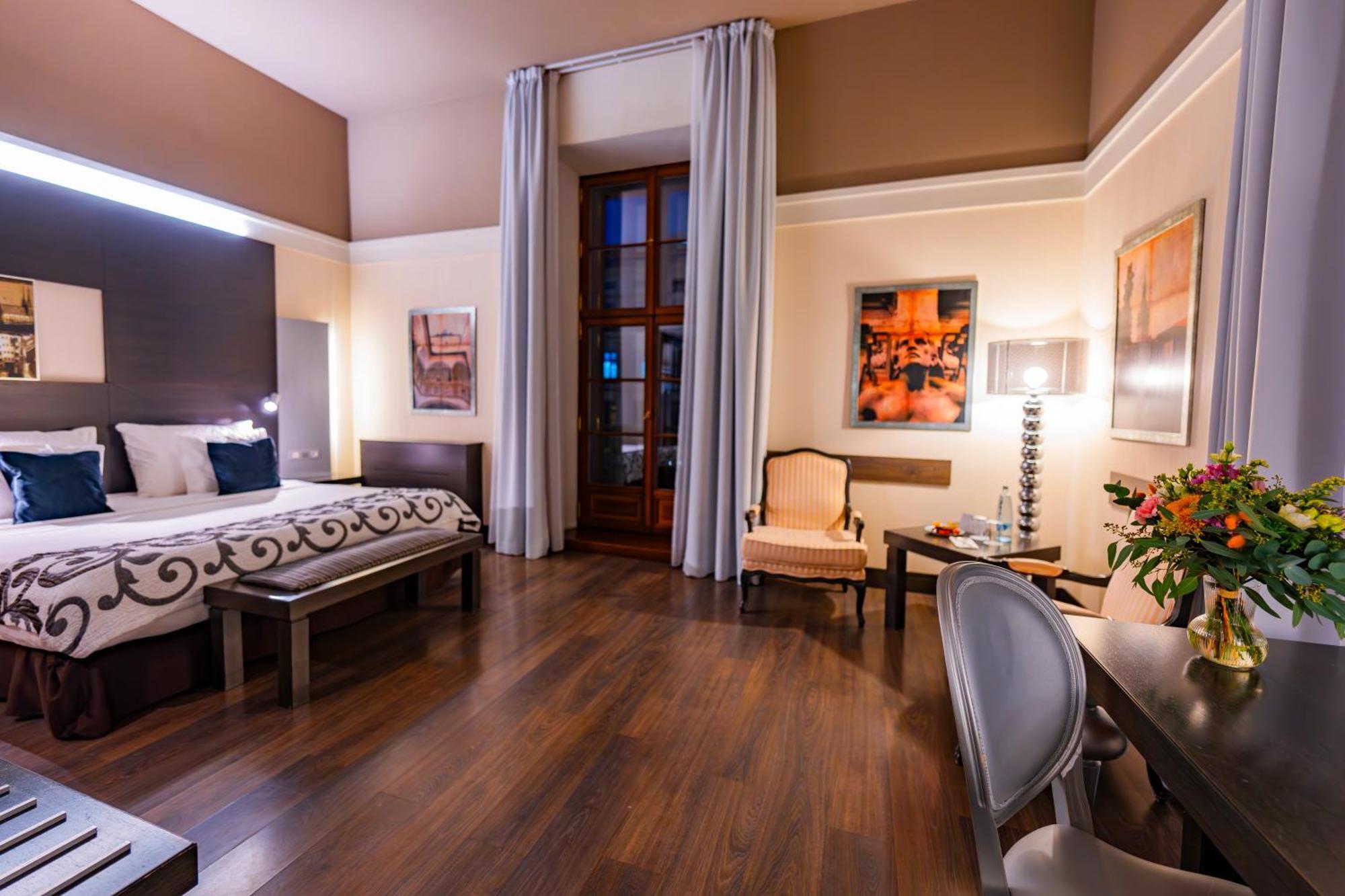 Grand Palace Brno Ruang foto Suite