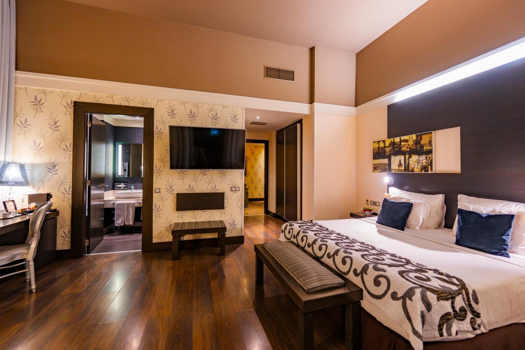 Grand Palace Brno Ruang foto Suite