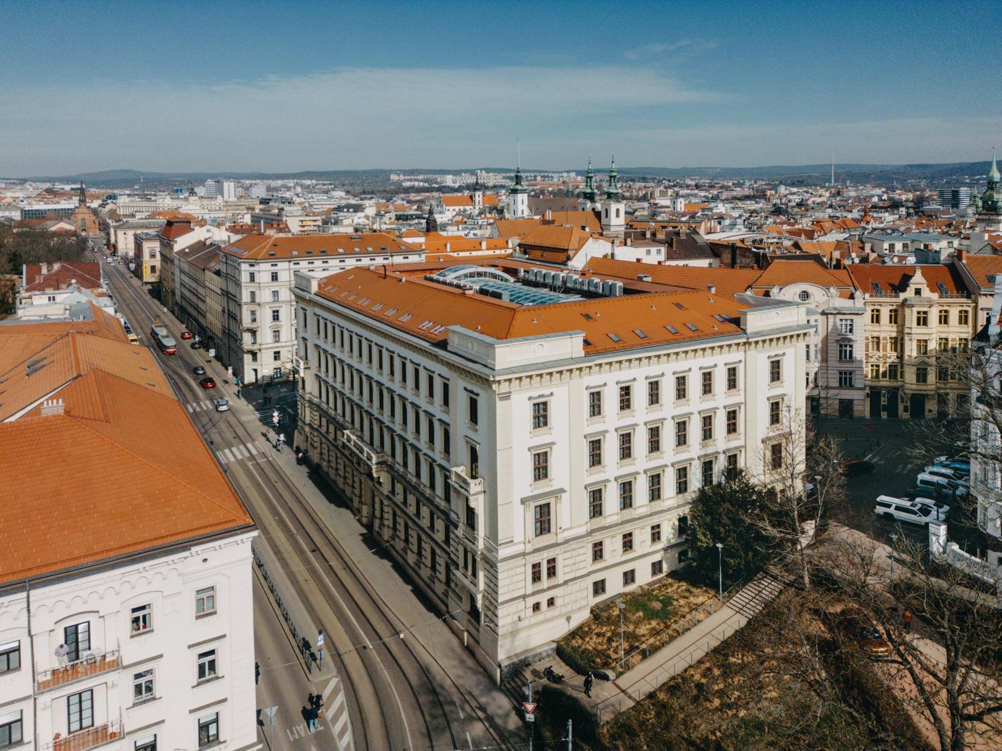 Grand Palace Brno Bagian luar foto